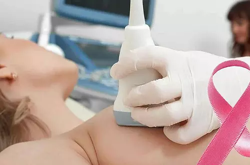 Autocuidado y prevención de cáncer de mama: hombres también