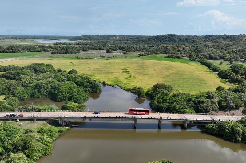 Por qué restringen paso en puente en el Bajo Menegua