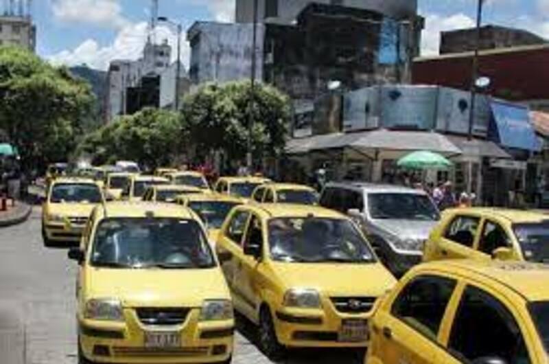  Taxistas de Villavicencio levantaron los bloqueos 