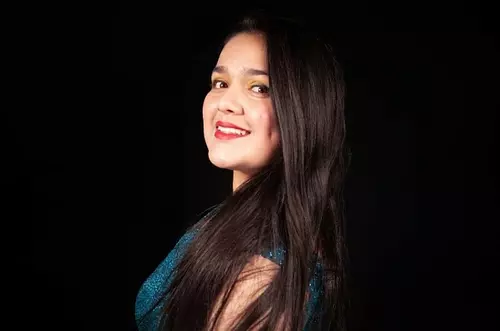 Lizeth Vega en concierto 