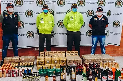 Incautan 870 botellas de licor adulteradas en Puerto Gaitán