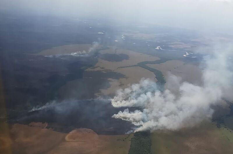 Intentan controlar incendio en Parque Nacional El Tuparro