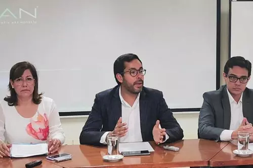 ¿Qué beneficios ofrece la DIAN a deudores de retención en la fuente?