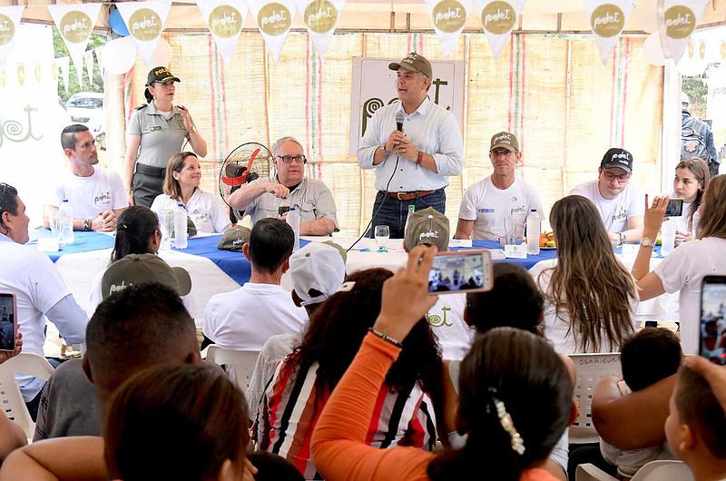 Presidente Duque lidera en Villavicencio Conversación Regional