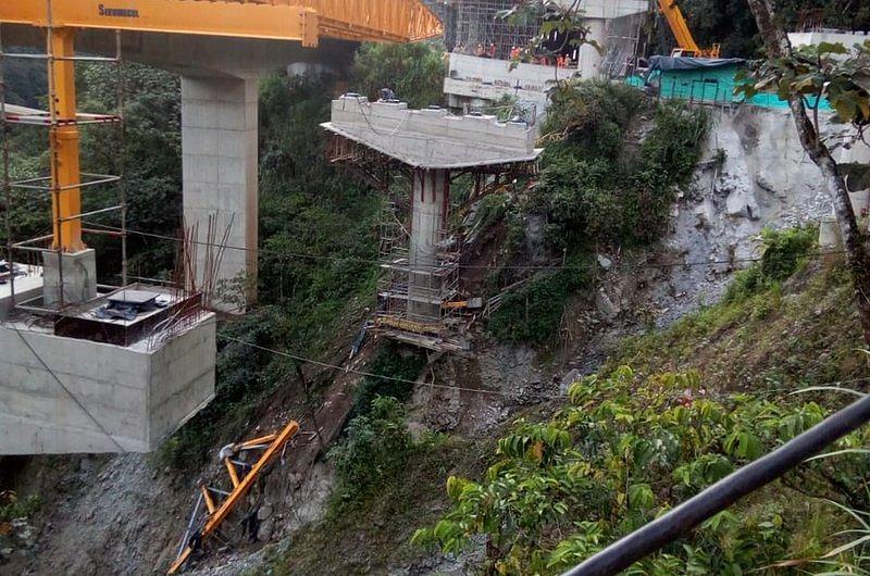 Nueva tragedía en la vía Bogotá-Villavicencio, colapsó otra estructura 