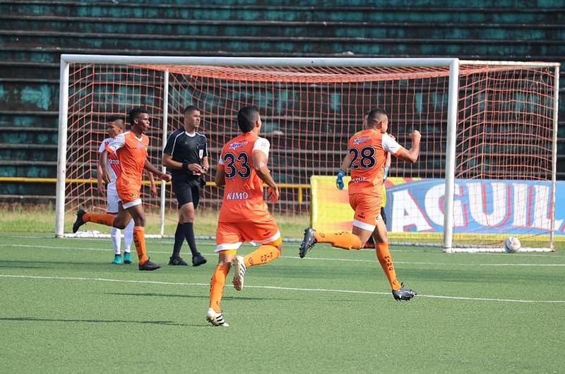 Llaneros goleó y se ilusiona con el ascenso 