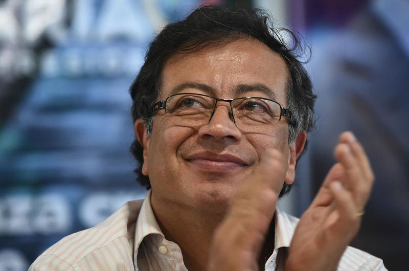 Hombre arrepentido, pide perdón a Gustavo Petro porque votó por Iván Duque 