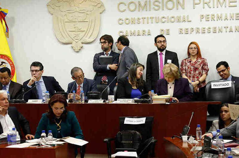 Cámara de Representantes propone unificar elecciones y ampliar mandatos 