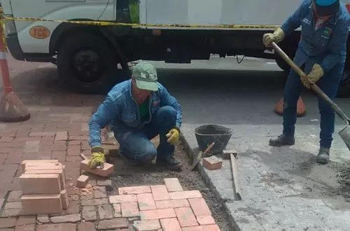 Maratónica jornada de reparcheo en vías principales de Villavicencio