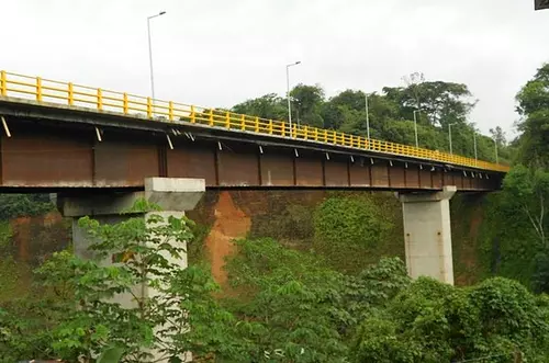 Hombre se lanzó del puente de la azotea en Villavicencio
