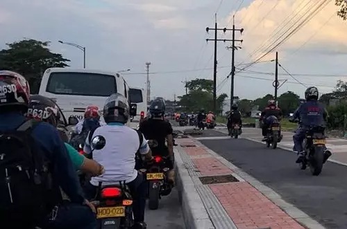Operativos viales contra quienes invadan bicicarriles y ciclorutas