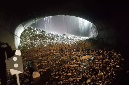 Fuertes lluvias obligan a cerrar nuevamente vía Bogotá-Villavicencio 
