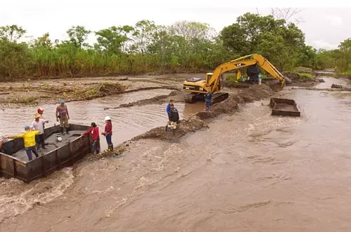 Se realizan obras para mitigar impacto del río Guatiquía 
