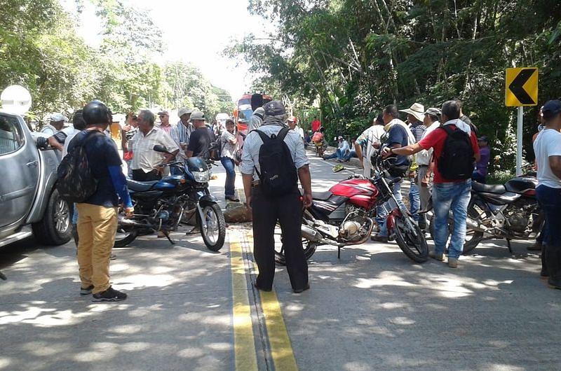 Bloqueada vía Guaviare - Villavicencio 