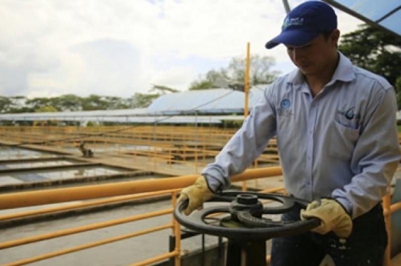 Poco a poco se va normalizando el servicio de agua en Villavicencio 