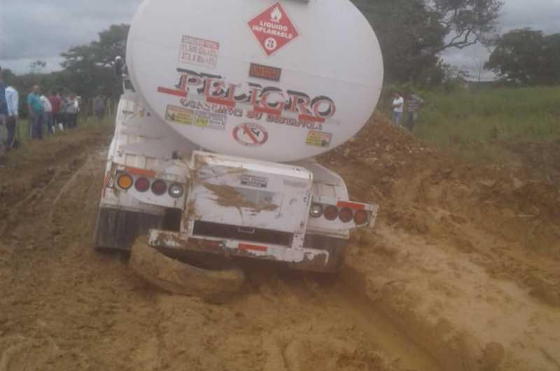 En mal estado se encuentra  la vía entre Cabuyaro y Barranca de Upía