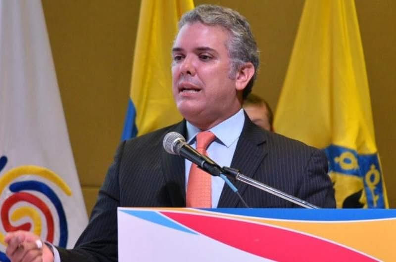 Duque tendría un Ministro Homosexual dentro de su Gabinete 