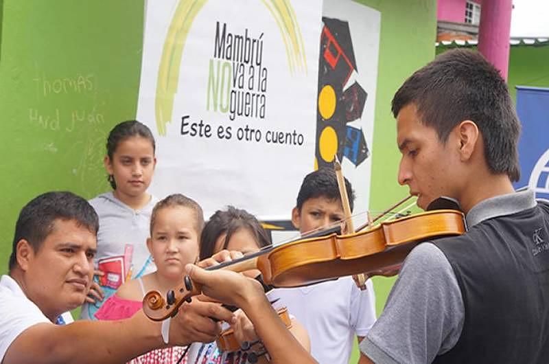 Hoy es el día Mundial contra el Reclutamiento de Niños y Jóvenes