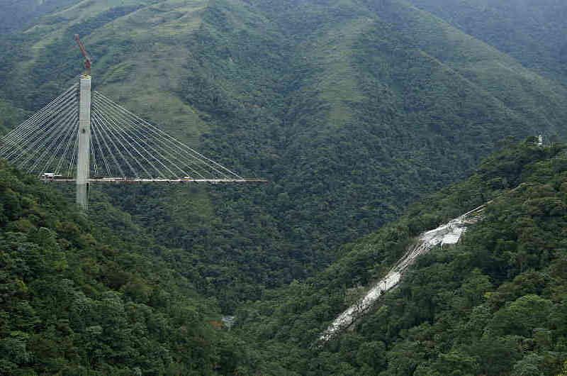 El puente Chirajara se cayó por un error de diseño 