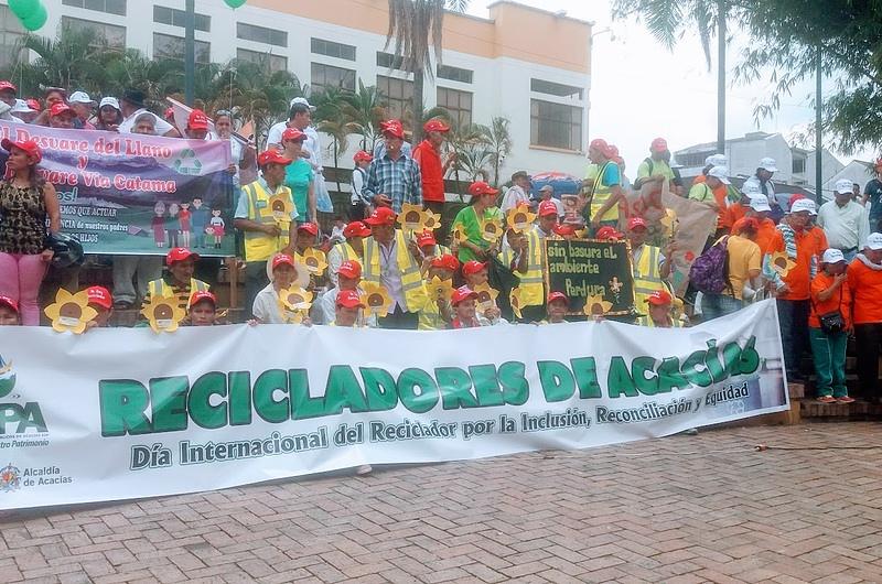 Participa en el concurso 'Condecoración del reciclador'