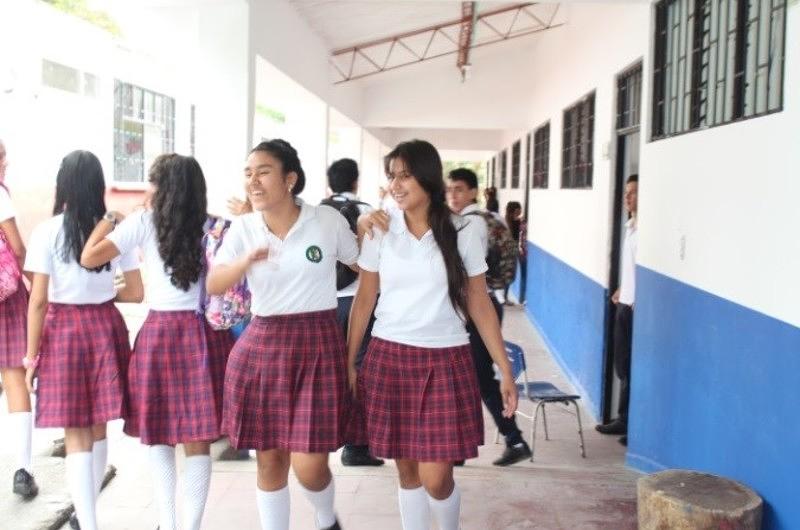 Hoy 62.000 estudiantes regresaron a clases en Villavicencio 
