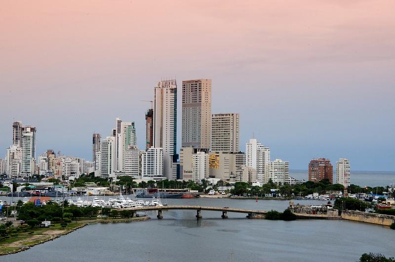 Jovén de 27 años cae desde el piso 14 en Cartagena