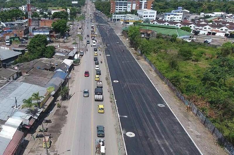 Terminada primera capa de pavimento de la doble doble calzada vía P. López