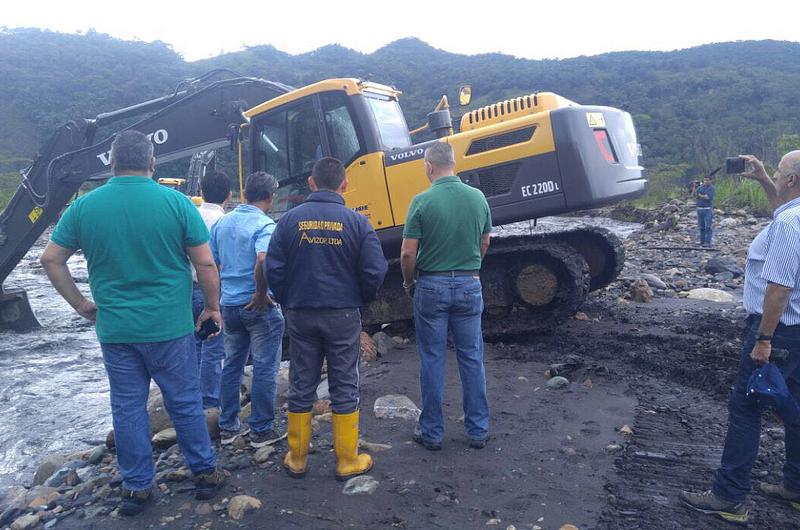 Inician transporte de tubería para reparar línea de aducción del acueducto