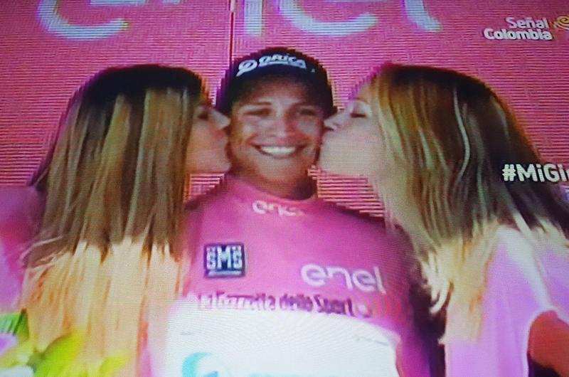 Un colombiano, el dueño de la Maglia Rosa en el Giro de Italia