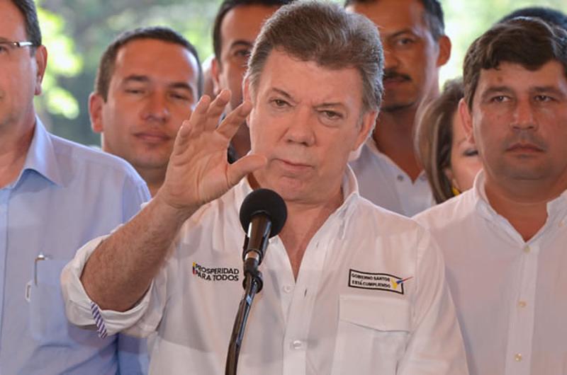 "Mientras no llegue el fin del conflicto no dejaré de proteger a los colombianos": Santos