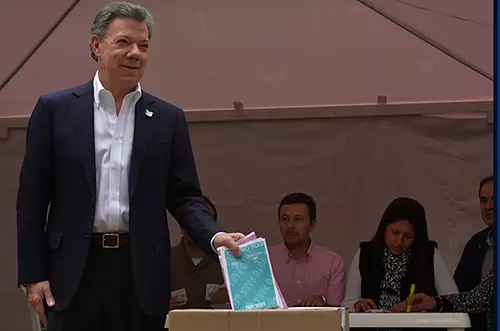 Espero que estas sean las últimas elecciones en medio del conflicto armado: Presidente Santos