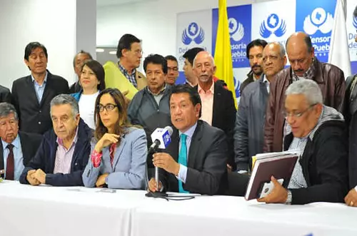 Se levanta paro del magisterio colombiano