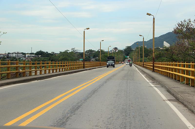 Una joven muerta y otra herida deja aparatoso accidente en la vía a Restrepo