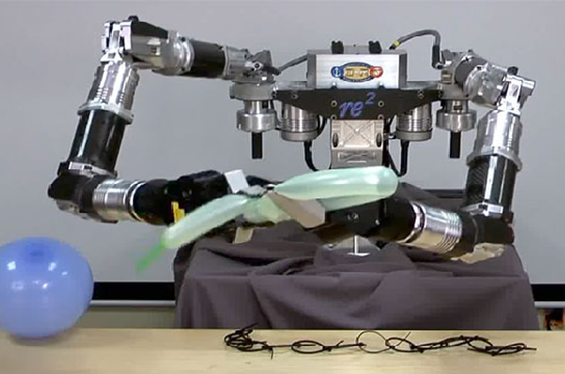 Crean robot para fiestas infantiles