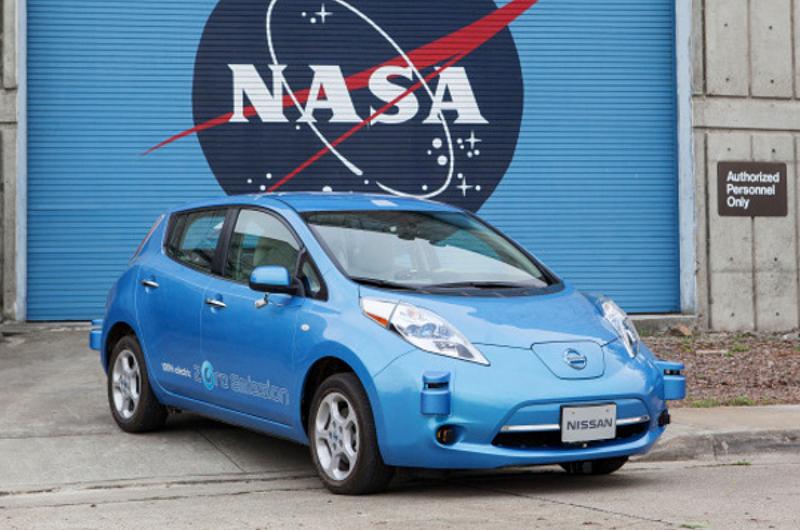 La NASA y Nissan fabrican carros para exploración espacial