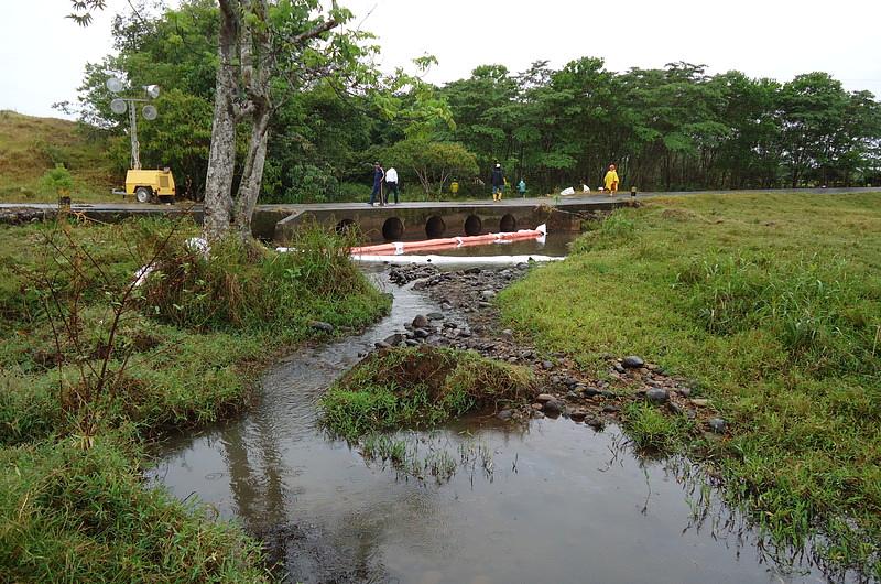 Avanzan labores de recuperación en el caño Alfije en Acacías