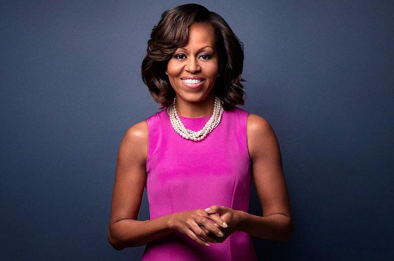 Estudiantes molestos tuitean a Michelle Obama 