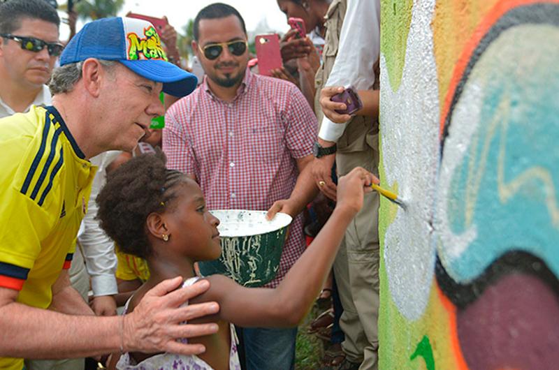 Santos asistirá a la Cumbre de Gobernadores, al Aniversario de la FAC y clausurará Congreso de la SAC