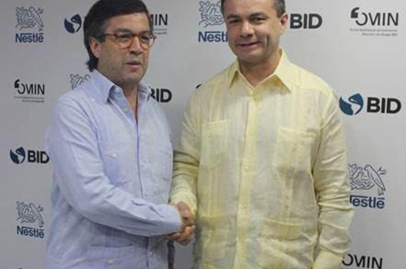 Nestlé de Colombia y el BID celebran acuerdo por US$1,5 millones