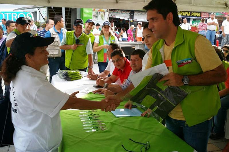 Excepciones a la restricción de parrillero hombre en moto en Villavicencio