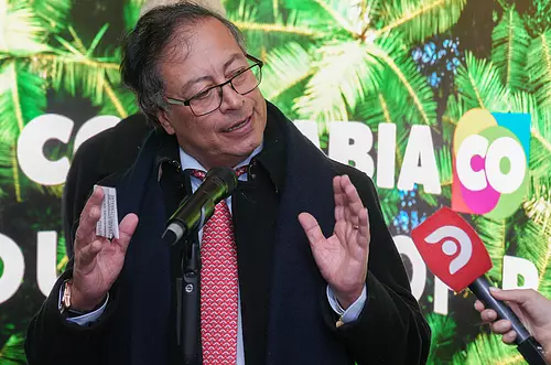 "No más contrataciones en petróleo, gas y carbón": Petro