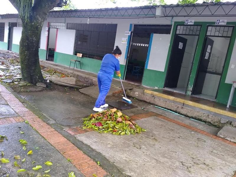 Adjudican contrato de aseo en colegios de Villavicencio