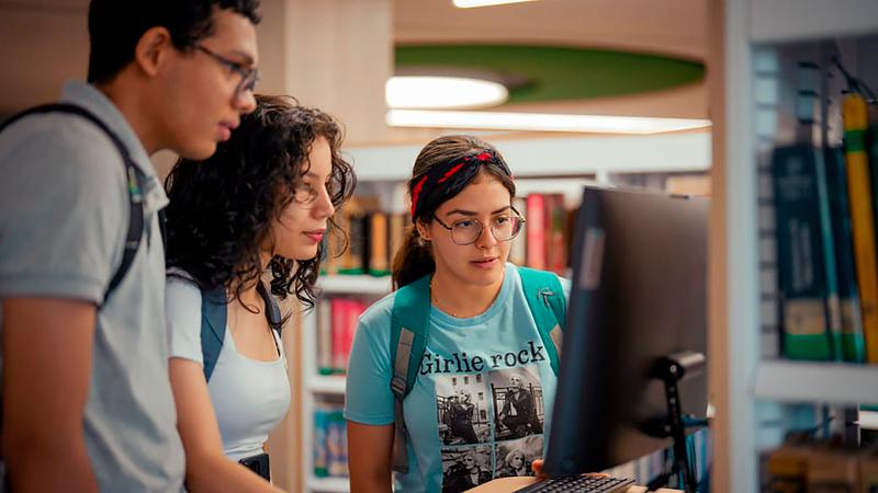 Colombia avanza en calidad de educación