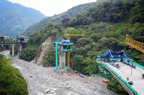 Coviandina rechaza viaducto; Invías defiende diseño técnico