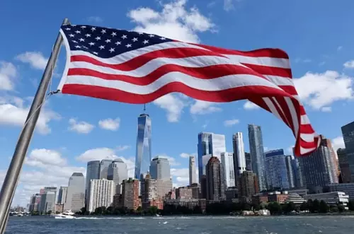 ¿Por qué los artistas buscan abrir empresas en EE.UU.?