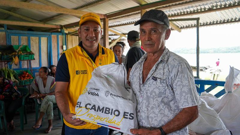 Prosperidad Social entrega donaciones a familias en Guaviare