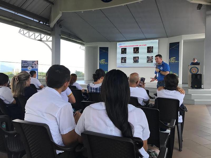 Educación controlará costos en colegios privados para 2025