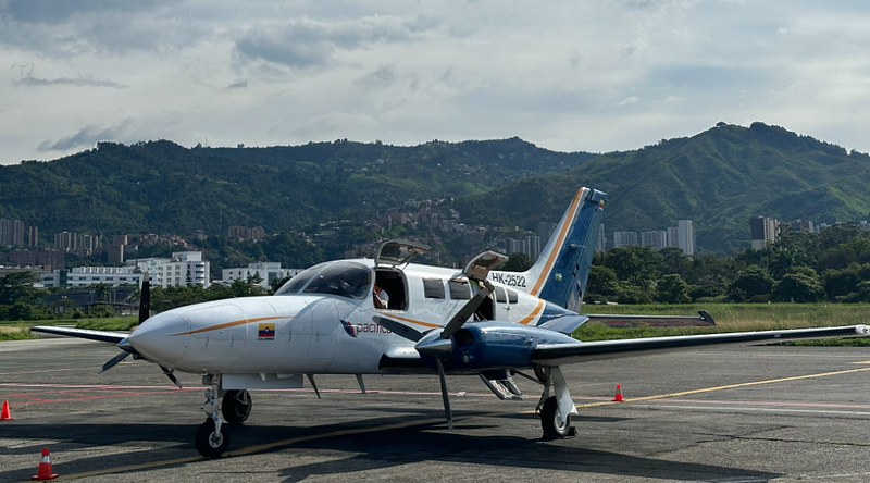 Alerta por avioneta desaparecida con 10 personas