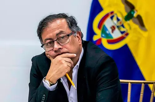 Petro responde a rumores sobre su estado de salud