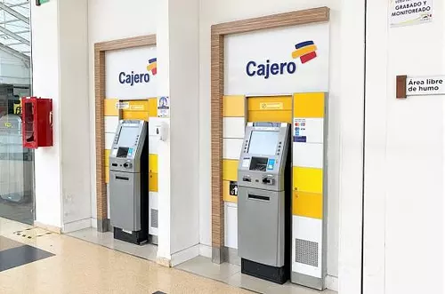 Cajero en Quindío falló y entregó dinero de más a clientes